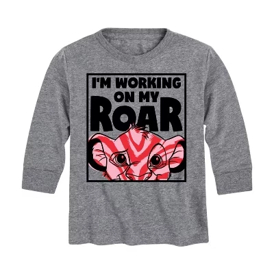 Я работаю над своей футболкой Roar с длинным рукавом и рисунком athletic heather