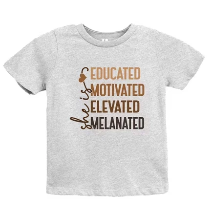 She Is Melanated - Молодежная футболка с коротким рукавом и рисунком heather grey