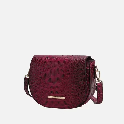 Сумка Amalia Crossbody из веганской кожи с тиснением под крокодила Сумка через плечо от Mia K цвета фуксии