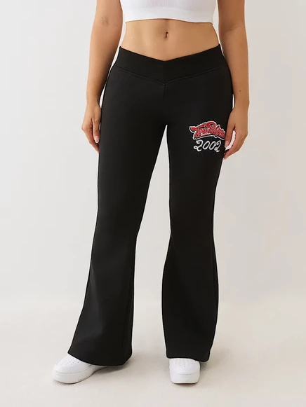 Женские спортивные штаны True Religion Crystal V Waistband расклешенные, с V-образным поясом и кристаллами, черные