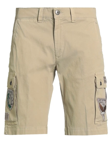 AERONAUTICA MILITARE Shorts & Bermuda Shorts шалфейно-зелёный
