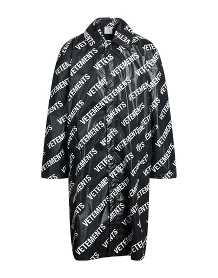 VETEMENTS Плащи и тренчи чёрный