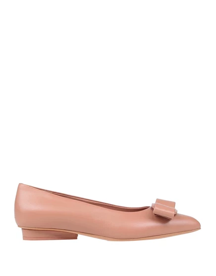 FERRAGAMO Ballet flats пудровый