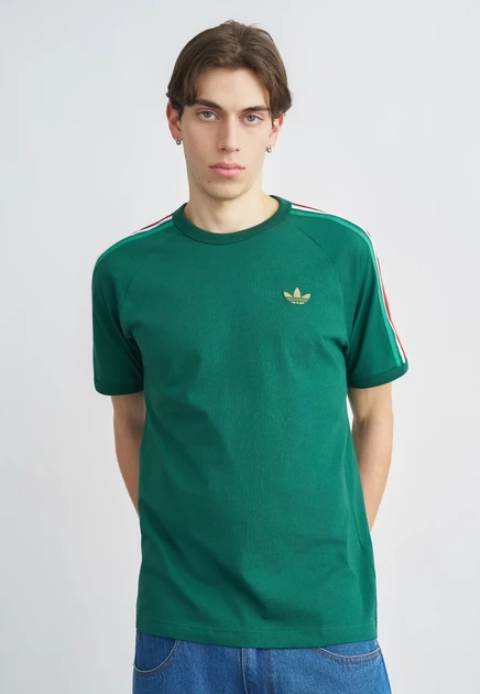 adidas Originals 3S TEE - Print T-shirt - warm vanilla   maroon team dark green/bold green/white