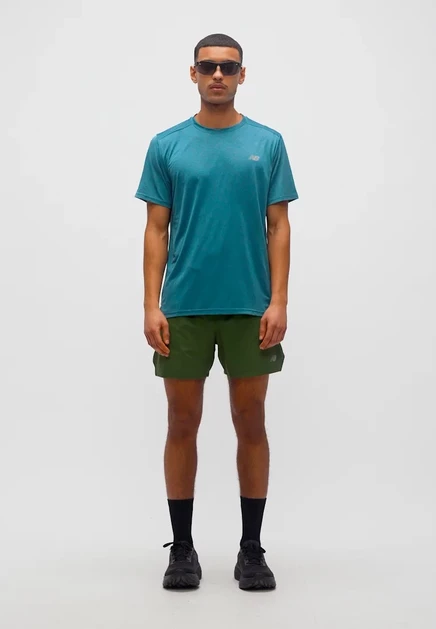 New Balance SPORT ESSENTIALS - Sports T-shirt - green big teal/slate grey