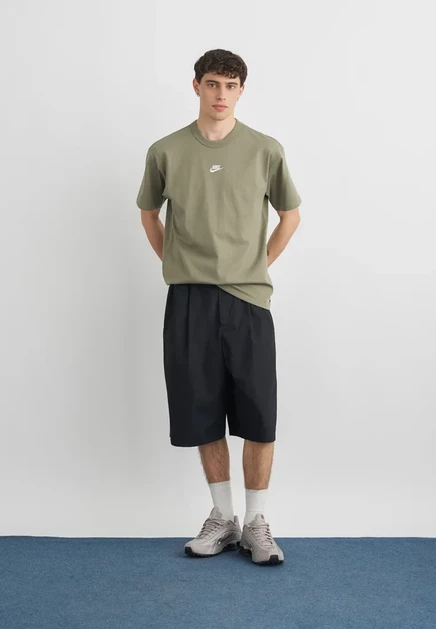 Мужская футболка Nike Sportswear M NSW Tee, шалфейная