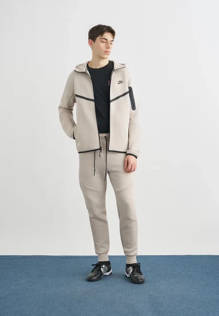 Мужская флисовая куртка Nike Sportswear, кремово-черная