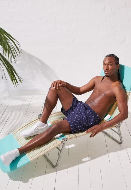 Urban Classics PATTERN SWIM SHORTS - Swimming shorts - redflowers anchor