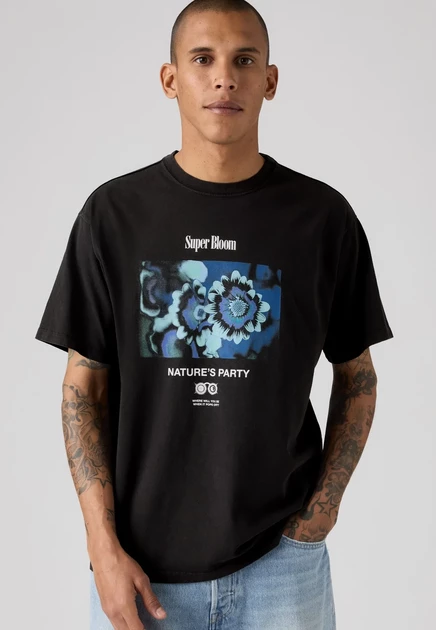 Levi's® VINTAGE FIT GRAPHIC TEE - Print T-shirt - botanical 2 castle wall jet black