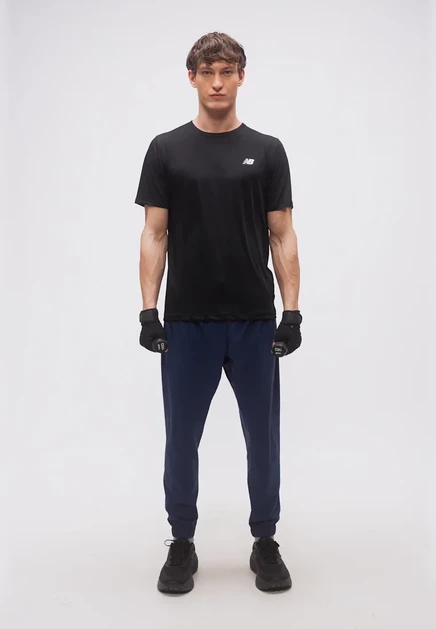 New Balance SPORT ESSENTIALS UTILITY - Sports T-shirt - athletic grey black/white