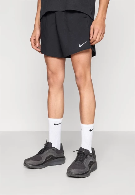 Nike Performance M NK DF STRIDE 7IN BF SHORT - Sports shorts - smoke grey/reflective silver-coloured black/reflective silver-coloured