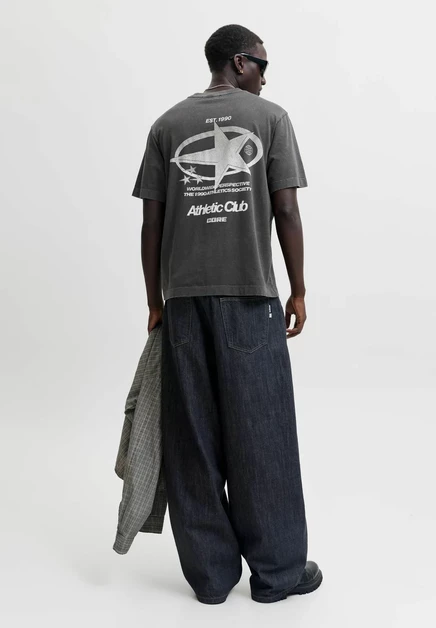 Jack & Jones JCOLEGACY GRAPHIC BACK SS TEE CN - Print T-shirt - bright white black