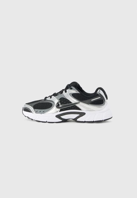Мужские кроссовки Nike Sportswear V5 RNR, разноцветные