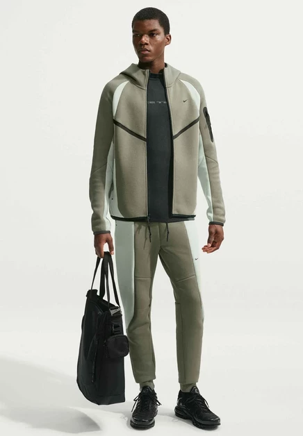 Мужское худи Nike Tech Fleece Pro, серо-зелёное/чёрное