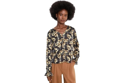 Топ Liverpool Los Angeles Button Front Woven Top w/ Smocking