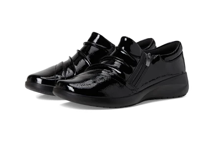 Clarks Kaetlyn Mila black crinkle patent synthetic