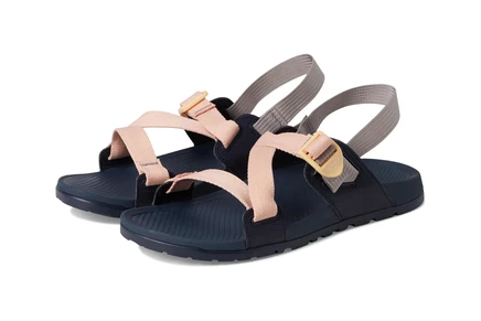 Сандалии Chaco Lowdown