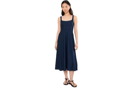 Платье Beyond Yoga Featherweight At The Ready Square Neck Midi Dress