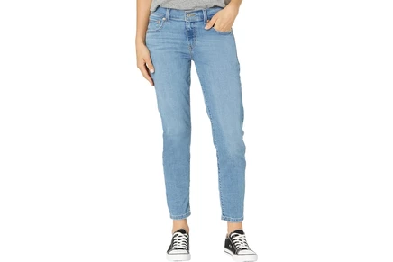 Джинсы Levis Womens New Boyfriend