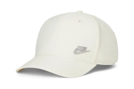 Унисекс кепка Nike Dri-FIT Club Structured Metal Logo, кремово‑серебристая
