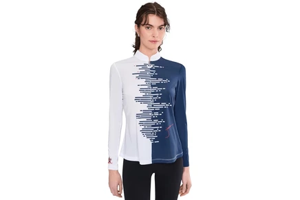 Топ Jamie Sadock Sunsense Positive-Negative Split Tone Long Sleeve Top