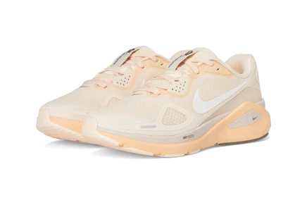 Женские кроссовки Nike Structure 26 guava ice/sail/silt red/orange chalk/cave stone