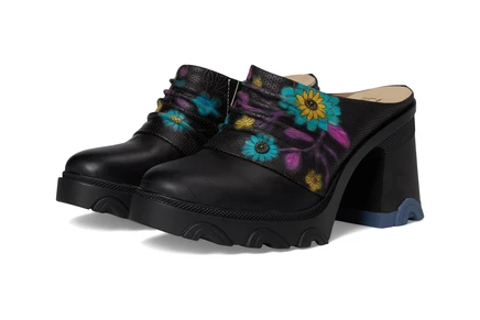 LArtiste by Spring Step Chemistry black multi