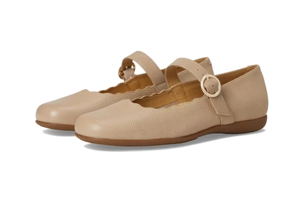Женские балетки Trotters Sugar, телесные