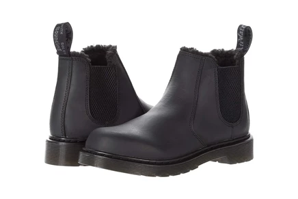 Ботинки Dr. Martens Kids Collection 2976 Leonore Mono (Big Kid) black republic wp