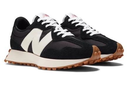 Женские кроссовки New Balance Classics 327 черно-белые