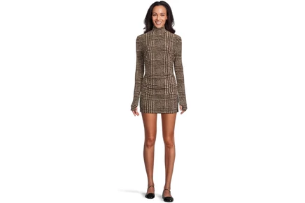Платье Norma Kamali Long Sleeve Turtleneck Pickleball Dress