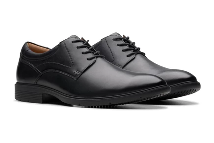 Clarks Eldredge Plain black leather