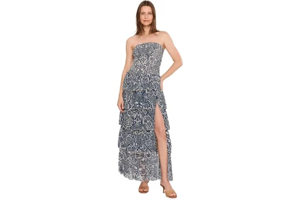 Платье Avec Les Filles Batik Print Strapless Tiered Maxi Dress