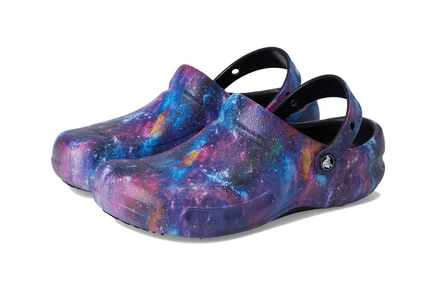 Унисекс сабо Crocs Work Bistro Graphic, черные с принтом