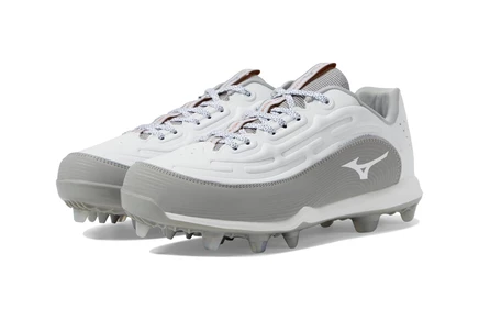Кроссовки Mizuno Finch Elite 6 Low TPU