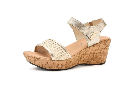 Naot Summer Raffia