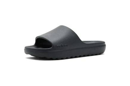 Унисекс шлепанцы Adidas Adilette Lumia, черные