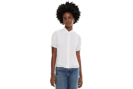 Блузка CeCe Short Sleeve Scallop Top