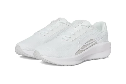 Женские кроссовки Nike Downshifter 13, белые