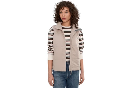 Женская стеганая жилетка L.L. Bean Old Port Puffer, shore sand