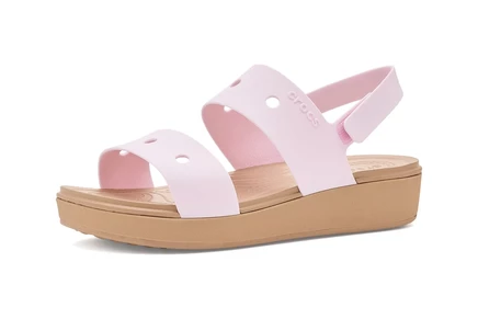 Детские сандалии Crocs Brooklyn, розово-бежевые