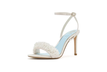 Туфли Vince Camuto Arleem Beaded Band Ankle Strap High Heel Sandals