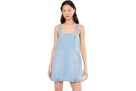 Джинсы Blank NYC Summertime Flare Denim Min Dress in Blue