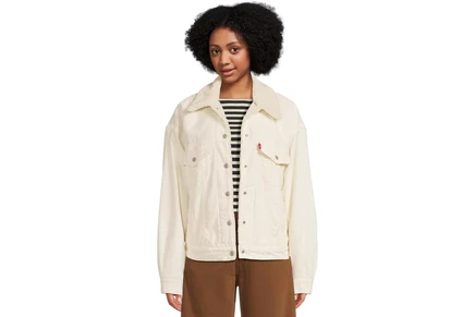 Levis Womens 90s Sherpa Trucker egret