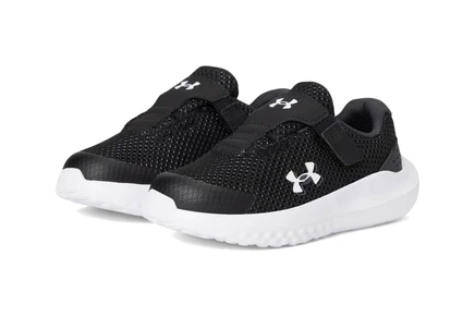 Кроссовки для мальчиков Under Armour Kids Surge 4, черные