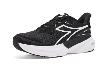 Женские кроссовки Diadora Nucleo 2, черно-белые
