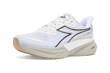 Женские кроссовки Diadora Nucleo 2, бело-серебристые