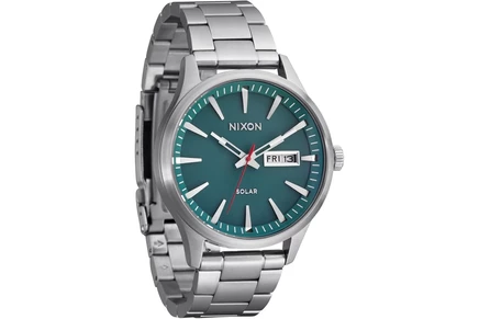 Мужские наручные часы Nixon Sentry Solar Stainless Steel
