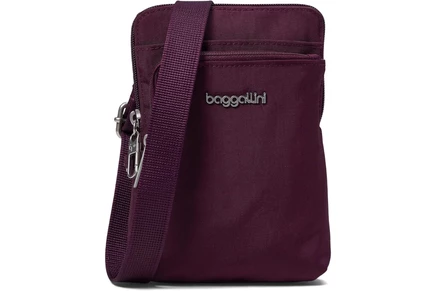 Женская сумка через плечо Baggallini Securtex Anti-Theft Activity Crossbody