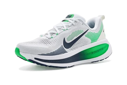 Шиповки Nike Vomero 18